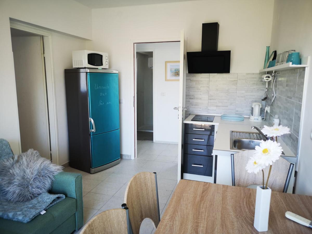 Chillout Apartments With Pool Patricia 파자나 외부 사진