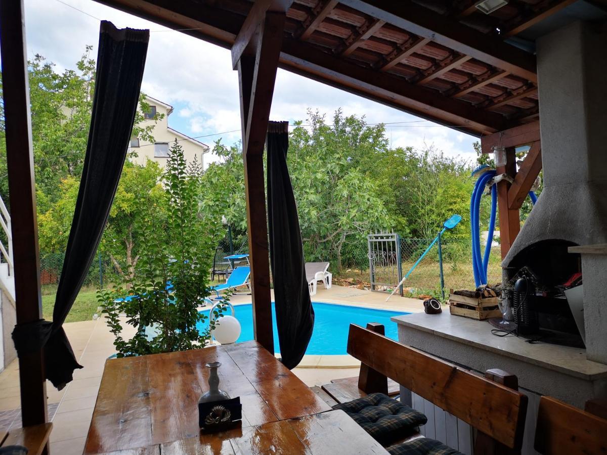 Chillout Apartments With Pool Patricia 파자나 외부 사진