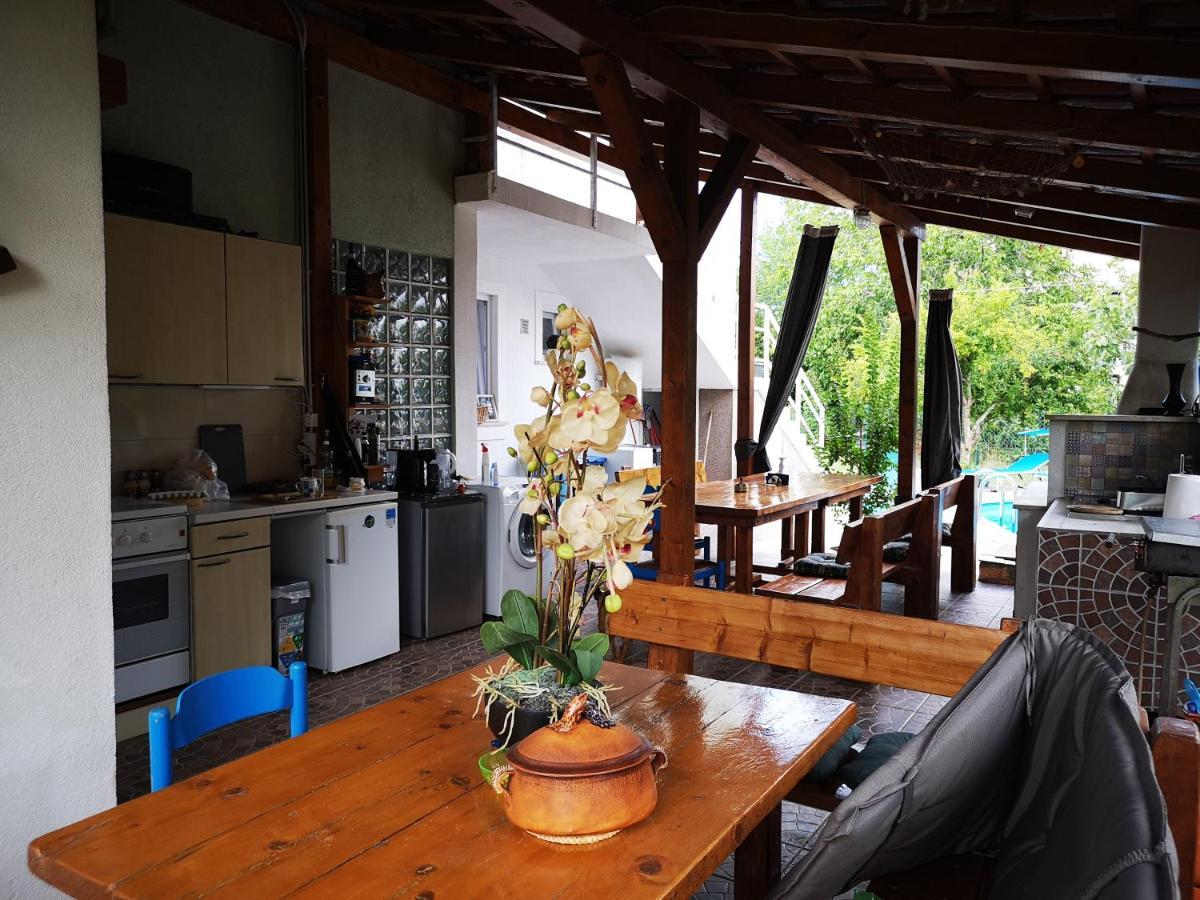 Chillout Apartments With Pool Patricia 파자나 외부 사진