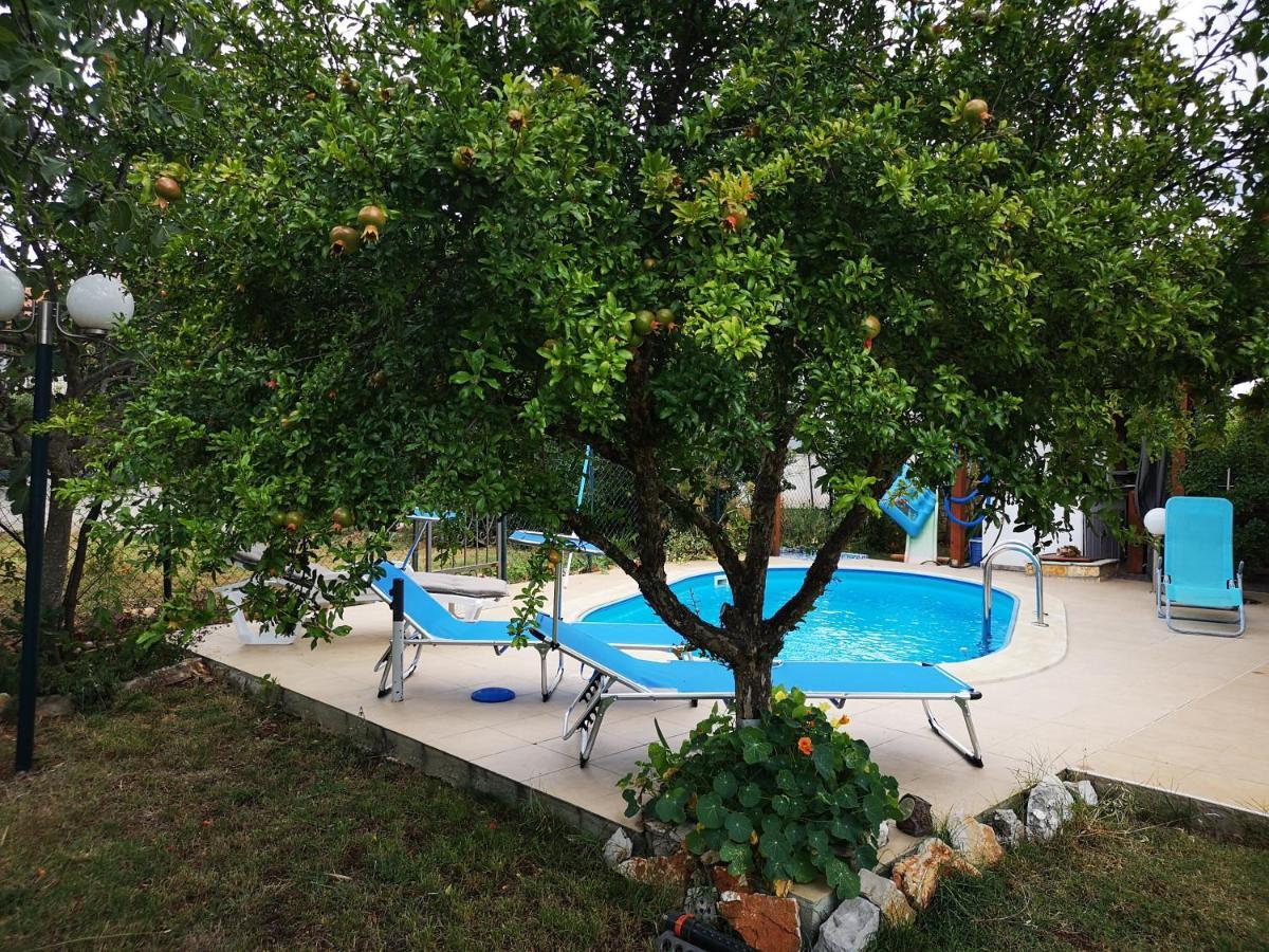 Chillout Apartments With Pool Patricia 파자나 외부 사진