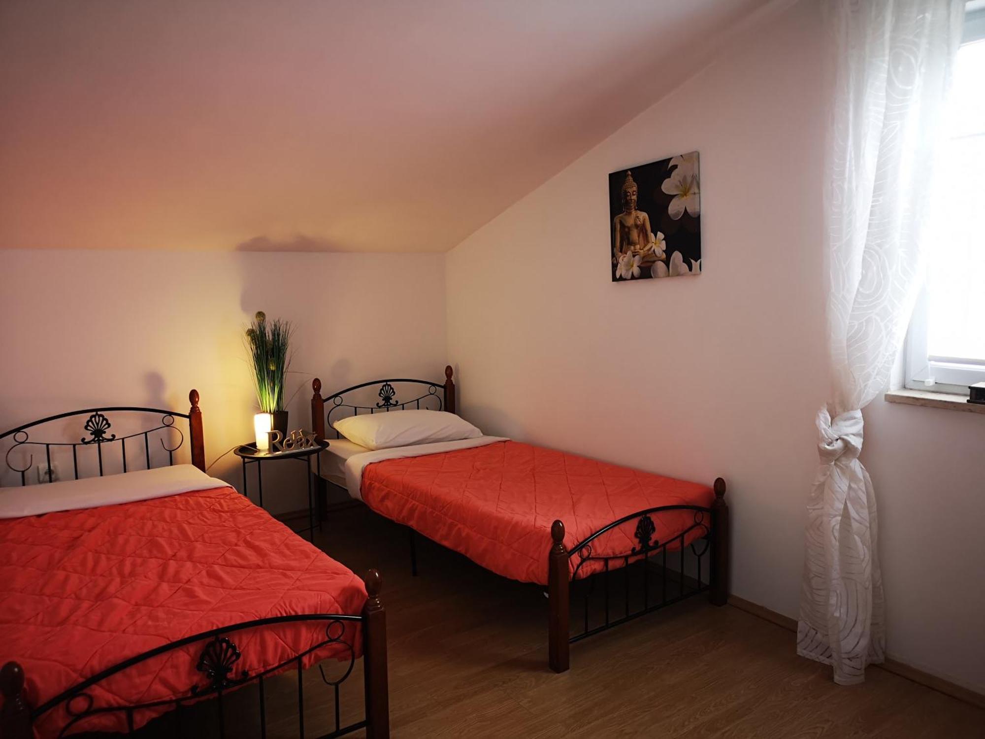 Chillout Apartments With Pool Patricia 파자나 객실 사진