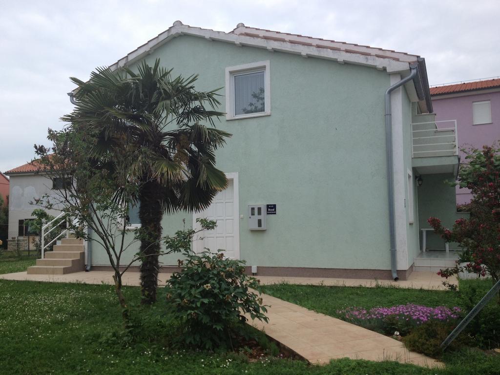 Chillout Apartments With Pool Patricia 파자나 객실 사진